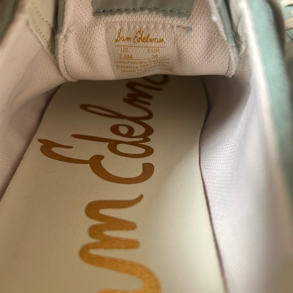 Sam Edelman
Women's Ivey Low Top Sneakers - Picture 5 of 10